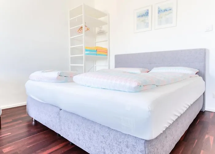Апартаменти Comfortable 1100 With Contactless Check-in