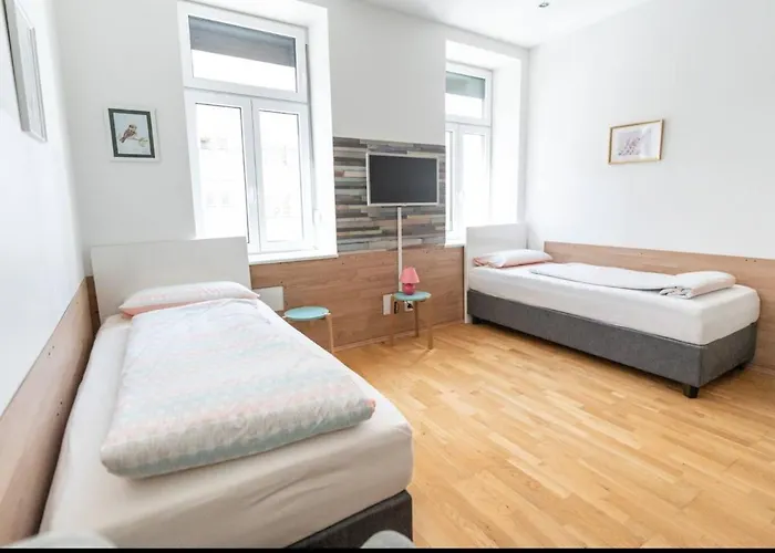 Апартаменти Comfortable 1100 With Contactless Check-in *