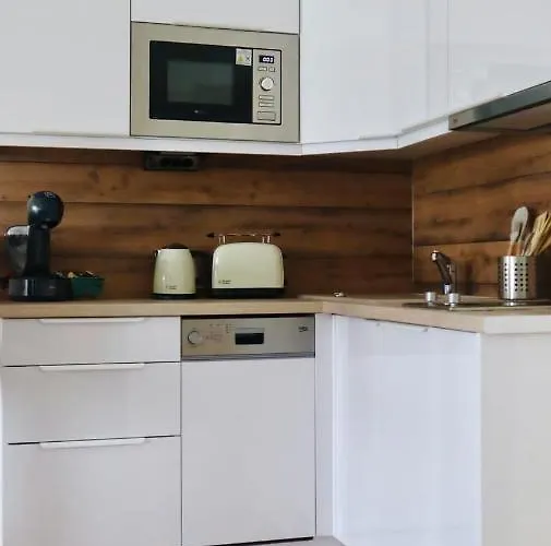 Comfortable 1100 With Contactless Check-in Апартаменти *