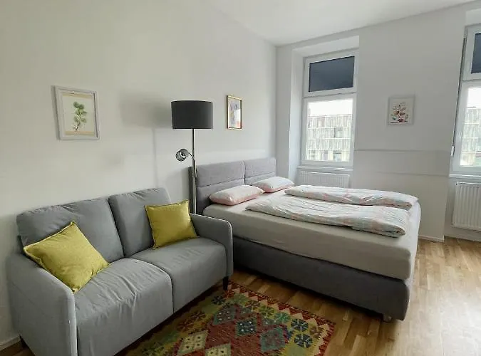 Comfortable 1100 With Contactless Check-in *